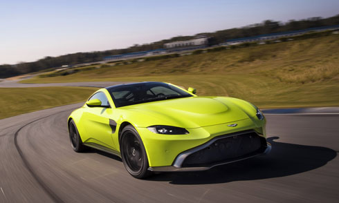 Aston Martin Vantage 2018 – vẻ đẹp hoang dã siêu xe thể thao
