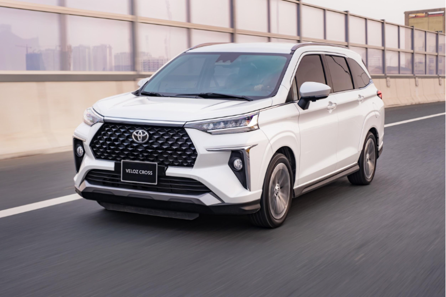 Két Nước Toyota Veloz