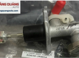 Tổng Côn Nissan Navara 2010