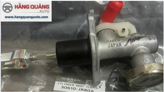 Tổng Côn Nissan Navara 2010