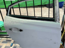 Cánh Cửa Sau Toyota Vios 2020 – 2022