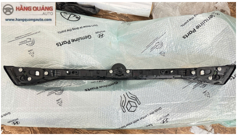 Đèn hậu cốp Hyundai Elantra 2024