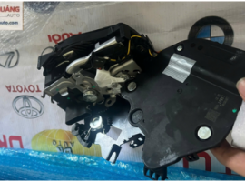 Cơ Cấu Khóa Ngậm Cửa Range Rover