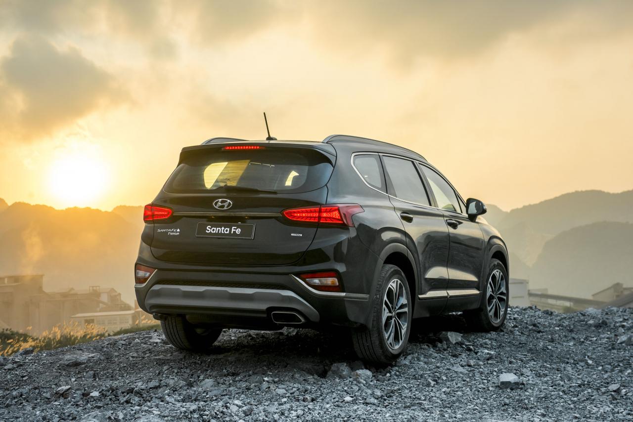 Bậc Dẫm Lên Xuống Hyundai Santa Fe 2019 Bậc Dẫm Lên Xuống Hyundai Santa Fe 2019