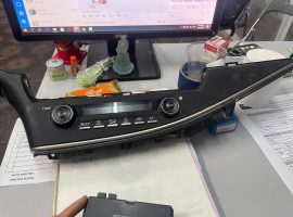 Bảng Điều Khiển Điều Hòa Innova 2017 – 2018