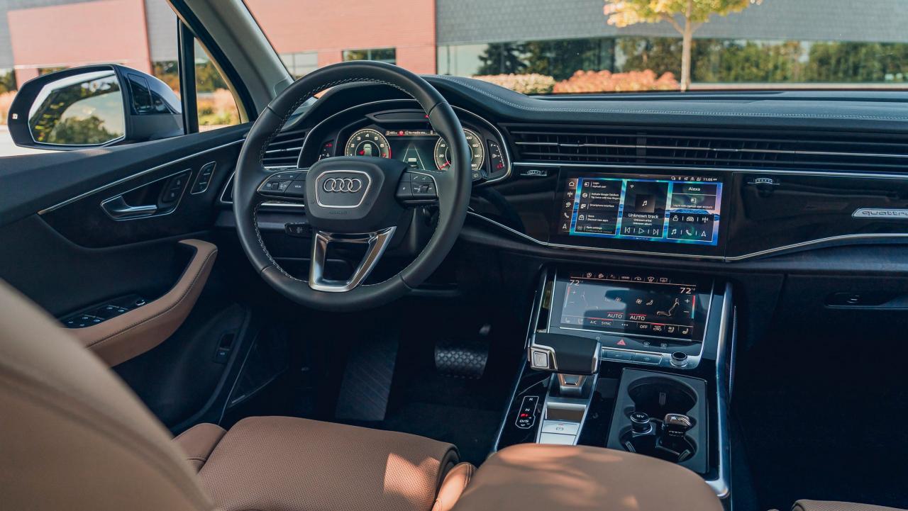 Mặt Ca Lăng Audi Q7 2010 Mặt Ca Lăng Audi Q7 2010