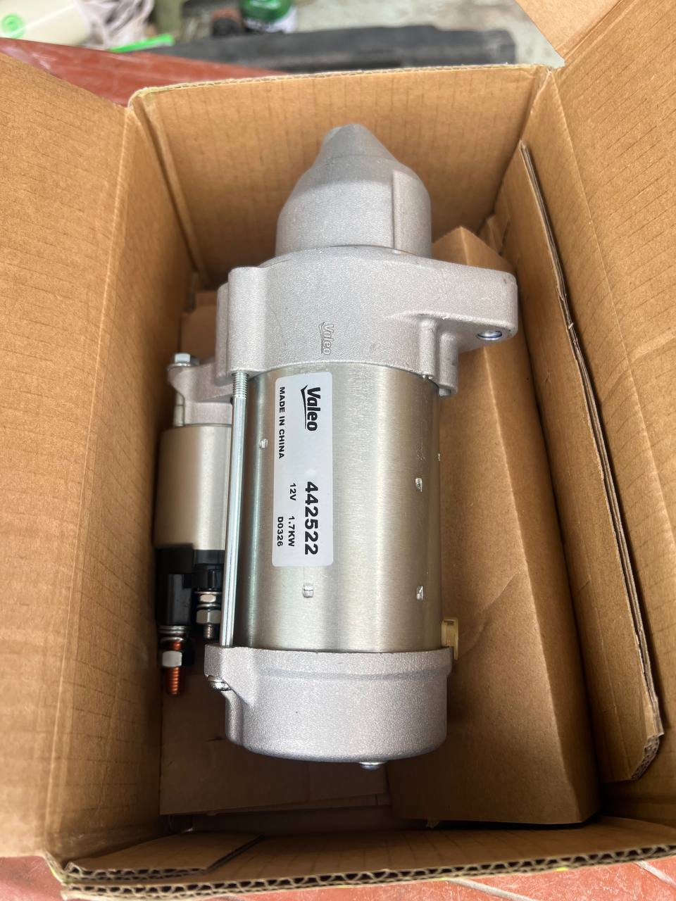 Củ đề Mercedes C200 C250 Valeo 12V 1.7kW