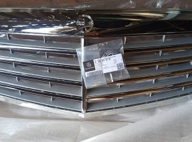 Mặt Ca Lăng Mercedes E200 W212 2010